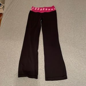 Lululemon groove pants size 6